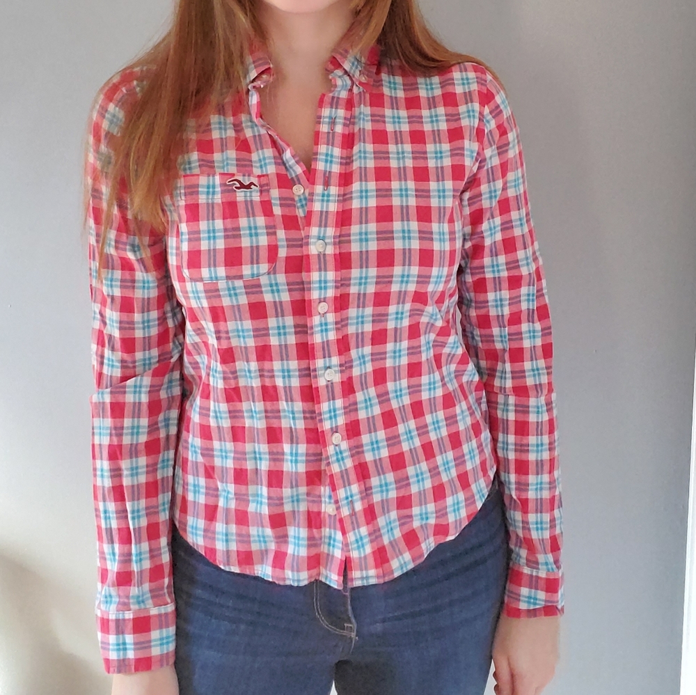 Hollister fitted plaid button down